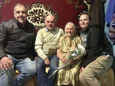 Найбільша радість — 4 онуків і 5 правнуків: історія 91-річної довгожительки з Волині