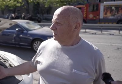 "Все наскрізь пробито". Через атаку по житловому кварталу Дніпра є загиблий та поранені: що кажуть очевидці "Все наскрізь пробито". Через атаку по житловому кварталу Дніпра є загиблий та поранені: що кажуть очевидці