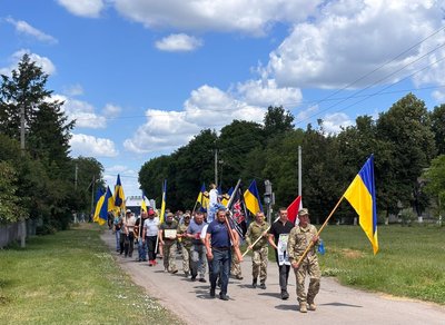 Воював у найгарячіших точках: на Черкащині попрощалися із захисником Воював у найгарячіших точках: на Черкащині попрощалися із захисником