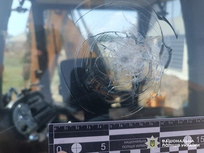 На Одещині чоловік влаштував стрілянину та пошкодив комунальну спецтехніку На Одещині чоловік влаштував стрілянину та пошкодив комунальну спецтехніку