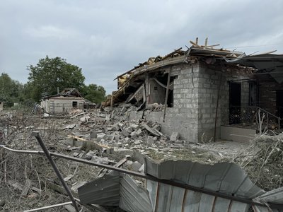 У Сумах поранено шість людей після нічної атаки армії РФ з авіації У Сумах поранено шість людей після нічної атаки армії РФ з авіації