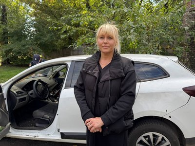 «Він вийшов з машини, почув свист і вибух» — дружина пораненого внаслідок удару по лікарні у Кривому Розі «Він вийшов з машини, почув свист і вибух» — дружина пораненого внаслідок удару по лікарні у Кривому Розі
