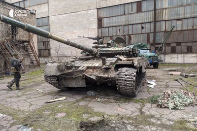 “У прицілі побачив ворожий танк і вступив у бій”: історія морпіха, який понад три роки був у полоні “У прицілі побачив ворожий танк і вступив у бій”: історія морпіха, який понад три роки був у полоні