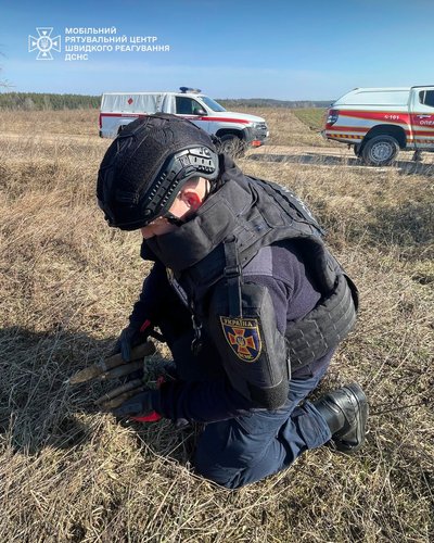 Небезпечні знахідки у Києві: сапери знешкодили вибухівки Небезпечні знахідки у Києві: сапери знешкодили вибухівки