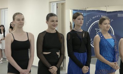У Черкасах розпочалися іспити на творчі спеціальності У Черкасах розпочалися іспити на творчі спеціальності