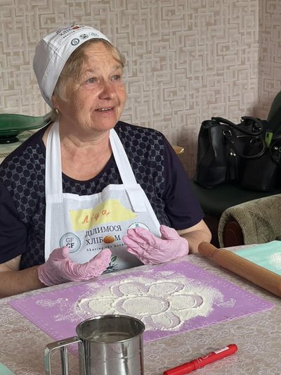 "Гуртуємо громаду таким методом": жителі Рівненщини приєднуються до сеансів хліботерації "Гуртуємо громаду таким методом": жителі Рівненщини приєднуються до сеансів хліботерації