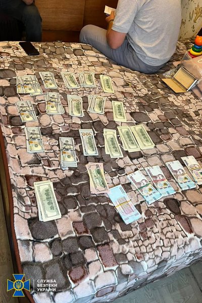 На Одещині посадовця викрили на хабарництві під час ремонту бомбосховища На Одещині посадовця викрили на хабарництві під час ремонту бомбосховища