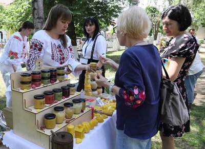"Книга може вести за собою до гарних ідей": в Одесі відбудеться 26-й форум "Українська книга на Одещині" "Книга може вести за собою до гарних ідей": в Одесі відбудеться 26-й форум "Українська книга на Одещині"