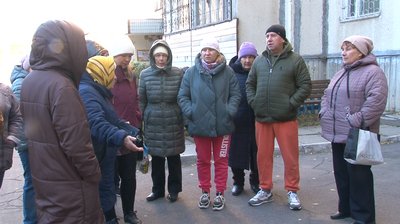 У квартирі — 14 тепла: в одній із черкаських багатоповерхівок не увімкнули опалення У квартирі — 14 тепла: в одній із черкаських багатоповерхівок не увімкнули опалення