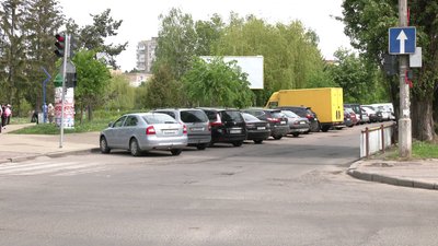 У Рівному планують відкрити понад 30 платних парковок