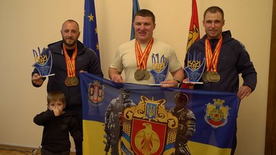 Ветерани з Кіровоградщини повернулись з міжнародних змагань Arnold Classic Europe Ветерани з Кіровоградщини повернулись з міжнародних змагань Arnold Classic Europe