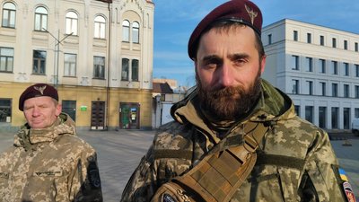 Як житомиряни зустрічатимуть Новий рік під час повномасштабної війни Як житомиряни зустрічатимуть Новий рік під час повномасштабної війни
