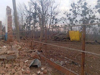 У Краснопіллі зруйновано хлібзавод через російський обстріл У Краснопіллі зруйновано хлібзавод через російський обстріл