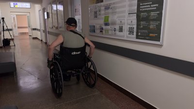 Ветеран на кріслі колісному