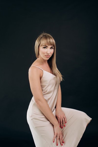 "Я довго шукала себе і свою місію", — бойова медикиня Анна Самаріна з Бердичева стала косметологинею "Я довго шукала себе і свою місію", — бойова медикиня Анна Самаріна з Бердичева стала косметологинею
