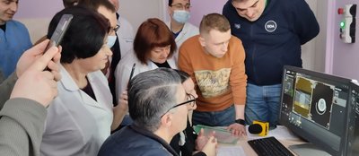 Новий комп'ютерний томограф вартістю один мільйон доларів випробовують в обласній лікарні у Житомирі Новий комп'ютерний томограф вартістю один мільйон доларів випробовують в обласній лікарні у Житомирі
