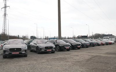 авто, стоянка, транзитні номери авто, стоянка, транзитні номери
