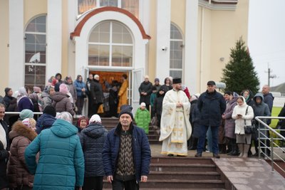 Митрополит Епіфаній освятив храм Пресвятої Трійці у селі на Черкащині Митрополит Епіфаній освятив храм Пресвятої Трійці у селі на Черкащині