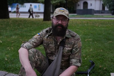 "Слідкую за рішенням влади". У Дніпрі люди вийшли на акцію проти відставки Федорова "Слідкую за рішенням влади". У Дніпрі люди вийшли на акцію проти відставки Федорова