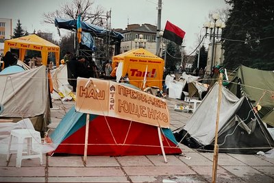 Що означає "гідність" у 2025 році: рівненський історик розповів про уроки Революції 2013-го Що означає "гідність" у 2025 році: рівненський історик розповів про уроки Революції 2013-го