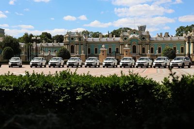 Два медзаклади Київщини отримали авто, щоб швидше діставатися до пацієнтів Два медзаклади Київщини отримали авто, щоб швидше діставатися до пацієнтів