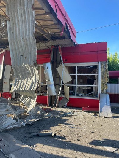 Наслідки обстрілів Донеччини 3-4 травня. Фото: Telegram/Павло Кириленко Наслідки обстрілів Донеччини 3-4 травня. Фото: Telegram/Павло Кириленко