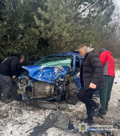 Затисло в салоні автівки: на Вінниччині у ДТП загинув чоловік Затисло в салоні автівки: на Вінниччині у ДТП загинув чоловік