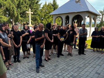 На Закарпатті попрощалися із загиблим захисником Юрієм Мочарієм На Закарпатті попрощалися із загиблим захисником Юрієм Мочарієм