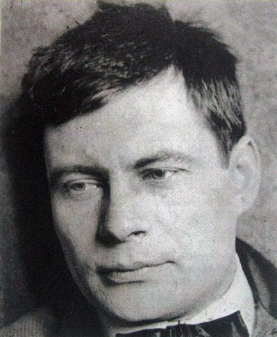 Німець, який обрав українську, чудермайстер, мандрівник: що ви знаєте про письменника Майка Йогансена Німець, який обрав українську, чудермайстер, мандрівник: що ви знаєте про письменника Майка Йогансена