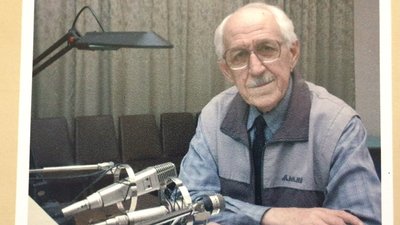 "Слухаємо з ранку до вечора". Яким памʼятають Українське Радіо у Кропивницькому "Слухаємо з ранку до вечора". Яким памʼятають Українське Радіо у Кропивницькому
