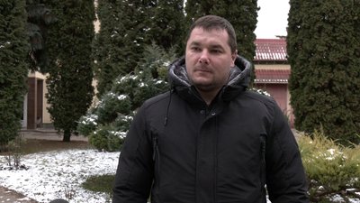 Через аварію на каналізаційному колекторі у Рівному обмежили рух частиною вулиці Чорновола Через аварію на каналізаційному колекторі у Рівному обмежили рух частиною вулиці Чорновола