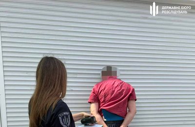На Одещині посадовця Держпродспоживслужби підозрюють у вимаганні 5 тисяч доларів у підприємців На Одещині посадовця Держпродспоживслужби підозрюють у вимаганні 5 тисяч доларів у підприємців