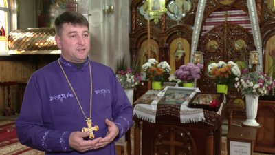 "Цей вертеп — живий": майстер з Рівненщини виготовив вертеп для храму "Цей вертеп — живий": майстер з Рівненщини виготовив вертеп для храму