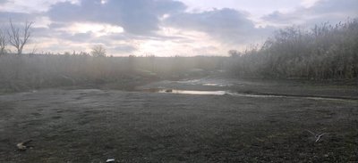 Річка Кальміус в Маріуполі обміліла біля Павлопільського водосховища — міськрада Річка Кальміус в Маріуполі обміліла біля Павлопільського водосховища — міськрада