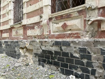 Херсон, обстріли, вересень 2024, медичний заклад, фасад Херсон, обстріли, вересень 2024, медичний заклад, фасад