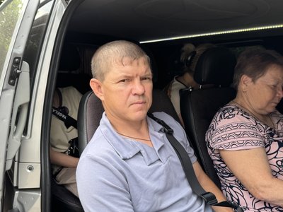 "Якийсь постріл найменший – вже плачуть": як триває евакуація родин з дітьми з прифронтового села на Дніпропетровщині "Якийсь постріл найменший – вже плачуть": як триває евакуація родин з дітьми з прифронтового села на Дніпропетровщині