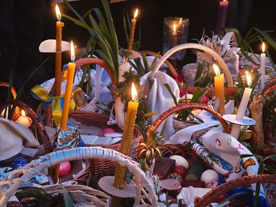 Великодні кошики вірян у Заставні Чернівецької області на Великдень 2026 Великодні кошики вірян у Заставні Чернівецької області на Великдень 2026