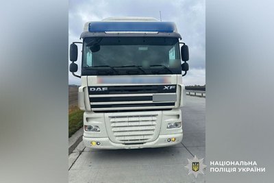 На Полтавщині вантажівка на смерть травмувала жінку
