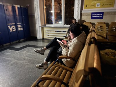 У Полтаві затримали потяги на 2,5 години: яка причина У Полтаві затримали потяги на 2,5 години: яка причина