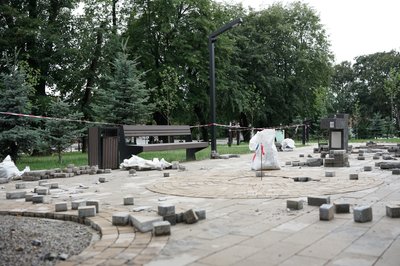 сквер у садгорі сквер у садгорі
