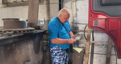 Удар армія РФ СТО автотранспортне підприємство руйнування власник вантажівки Олександр Покровськ Донецька область Удар армія РФ СТО автотранспортне підприємство руйнування власник вантажівки Олександр Покровськ Донецька область