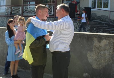 З російського полону повернувся військовий з Одещини Павло Попадюк З російського полону повернувся військовий з Одещини Павло Попадюк