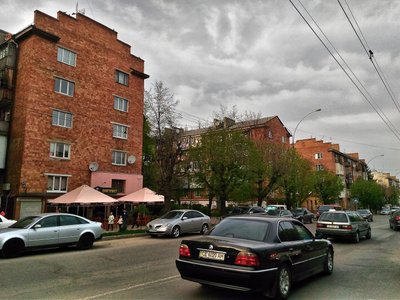 Знести чи ремонтувати: в якому стані чернівецькі хрущовки, яким понад 60 років Знести чи ремонтувати: в якому стані чернівецькі хрущовки, яким понад 60 років