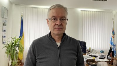 У Миколаєві виявили мікробне забруднення на точках видачі води від Червоного Хреста У Миколаєві виявили мікробне забруднення на точках видачі води від Червоного Хреста