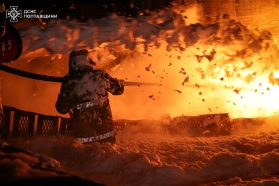 У Миргородському районі уламки БпЛА пошкодили одне з приватних підприємств У Миргородському районі уламки БпЛА пошкодили одне з приватних підприємств