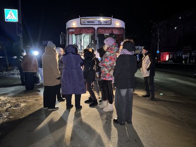 Перекрили дорогу на три години: мешканці Сум мітингували проти нерівномірних відключень світла Перекрили дорогу на три години: мешканці Сум мітингували проти нерівномірних відключень світла