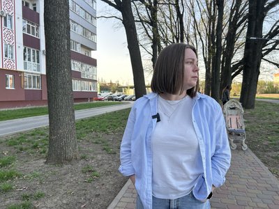 У селі на Полтавщині місцеві скаржаться, що працівники ЖКГ обрізали здорові дерева У селі на Полтавщині місцеві скаржаться, що працівники ЖКГ обрізали здорові дерева