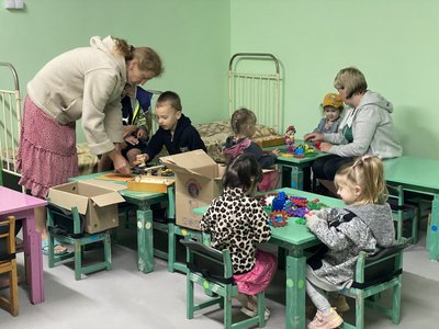 У Зінькові на Полтавщині відновив роботу дитсадок "Сонечко": чому деякі батьки не повертають дітей У Зінькові на Полтавщині відновив роботу дитсадок "Сонечко": чому деякі батьки не повертають дітей