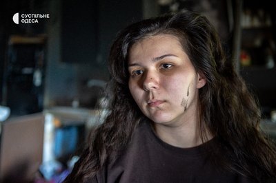 "Ми вийшли крізь вогонь": історія родини, яка втратила дім після удару РФ по Одесі 10 червня