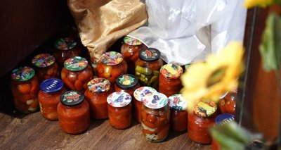 "Сумно, що таке село було. А тепер...": історія Галини Холодної з Дніпропетровщини, яка живе у майже спорожнілому селі "Сумно, що таке село було. А тепер...": історія Галини Холодної з Дніпропетровщини, яка живе у майже спорожнілому селі
